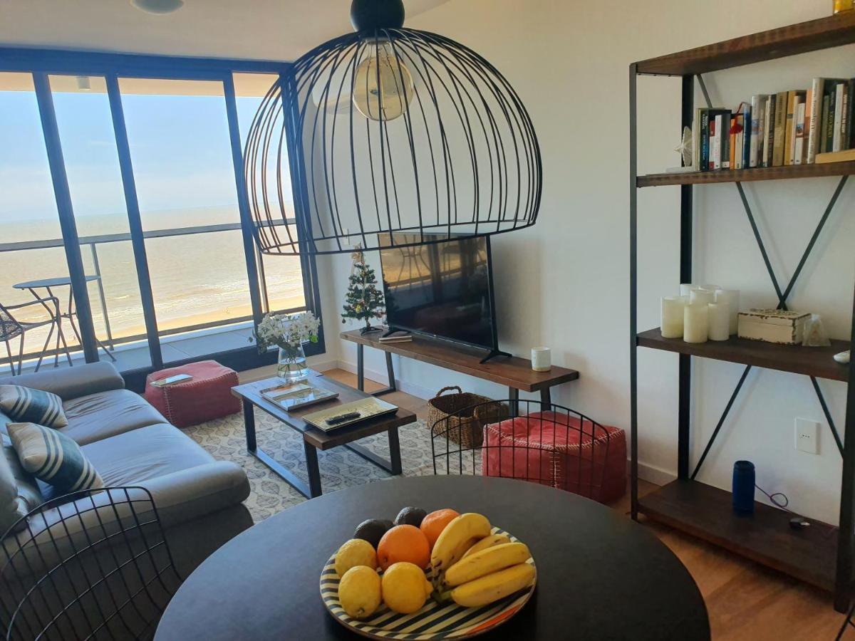 Modern Apartment First Line Beach Montevideo Uy Екстер'єр фото
